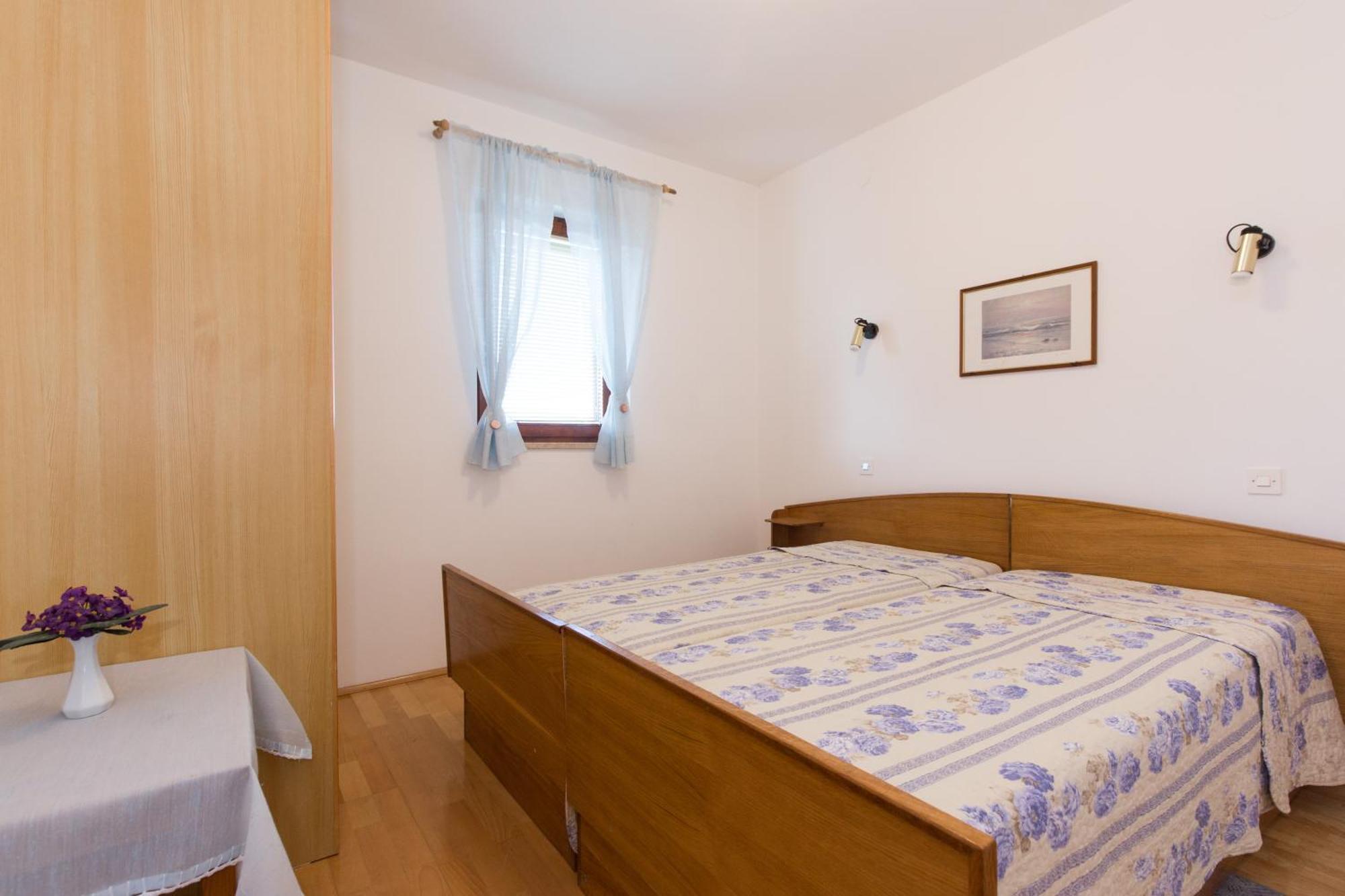 קרק Apartment & Room Dinka, Krk חדר תמונה